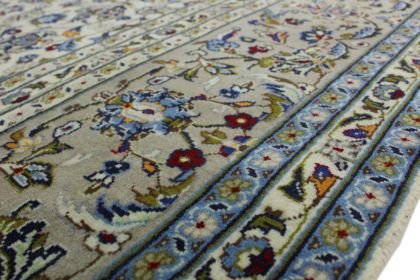 Klassischer Teppich Kashan in 350x250 (9 / 9)