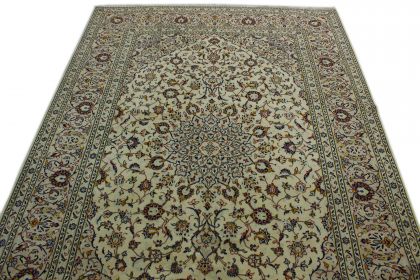 Traditional Rug Kashan in 300x200 (2 / 9)