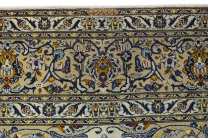 Klassischer Teppich Kashan in 390x280 (5 / 9)