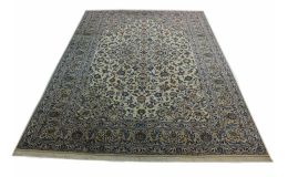 Klassischer Teppich Kashan in 400x300