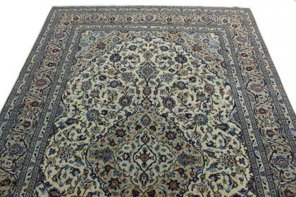 Klassischer Teppich Kashan in 380x240 (2 / 8)