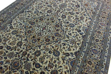 Klassischer Teppich Kashan in 380x240 (4 / 8)