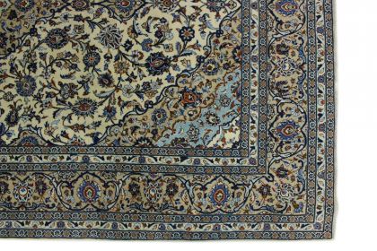 Klassischer Teppich Kashan in 380x240 (6 / 8)