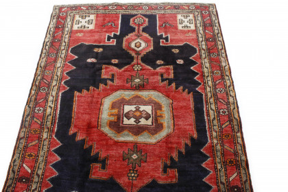 Traditional Vintage Rug Azerbajan in 210x130 (4 / 5)