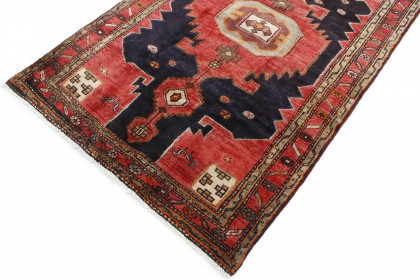 Traditional Vintage Rug Azerbajan in 210x130 (5 / 5)