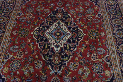 Traditional Vintage Rug Kashan in 310x200 (6 / 6)