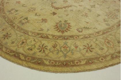 Ziegler Rug Round Beige in 260x260cm (2 / 6) Ziegler Rug Round Beige in 260x260cm (2 / 6)