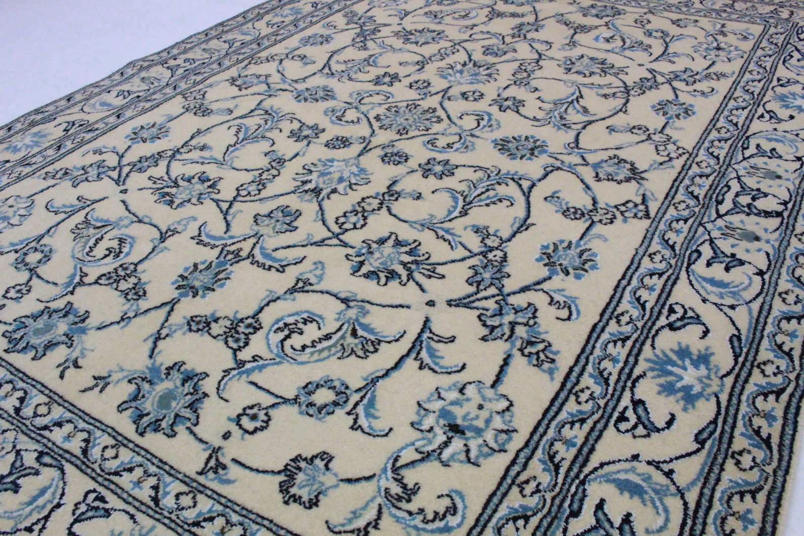 Nain Teppich Beige Blau in 230x170 (5120-21815) - carpetido.de